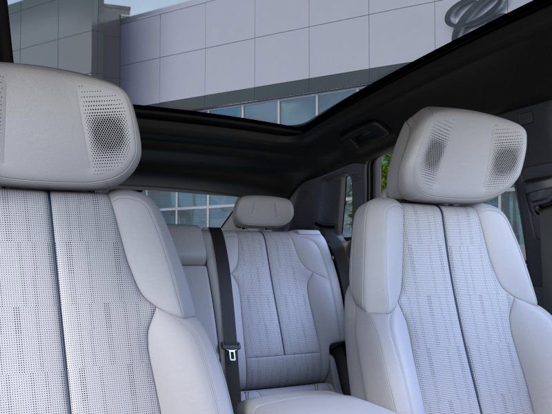 New 2026 Cadillac Lyriq Premium Luxury RWD image 24