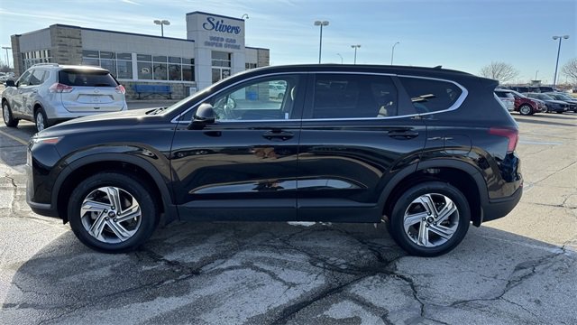 Used 2023 Hyundai Santa Fe SE image 5