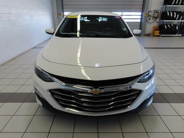 Used 2023 Chevrolet Malibu LT image 16
