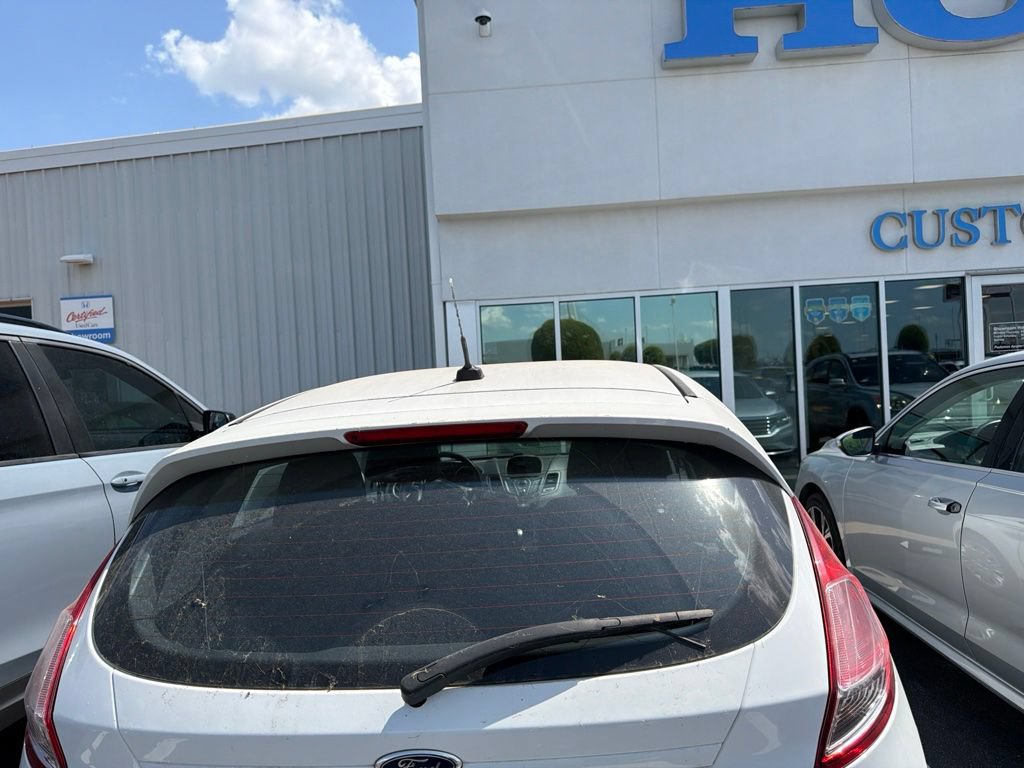 Used 2015 Ford Fiesta SE FWD image 5