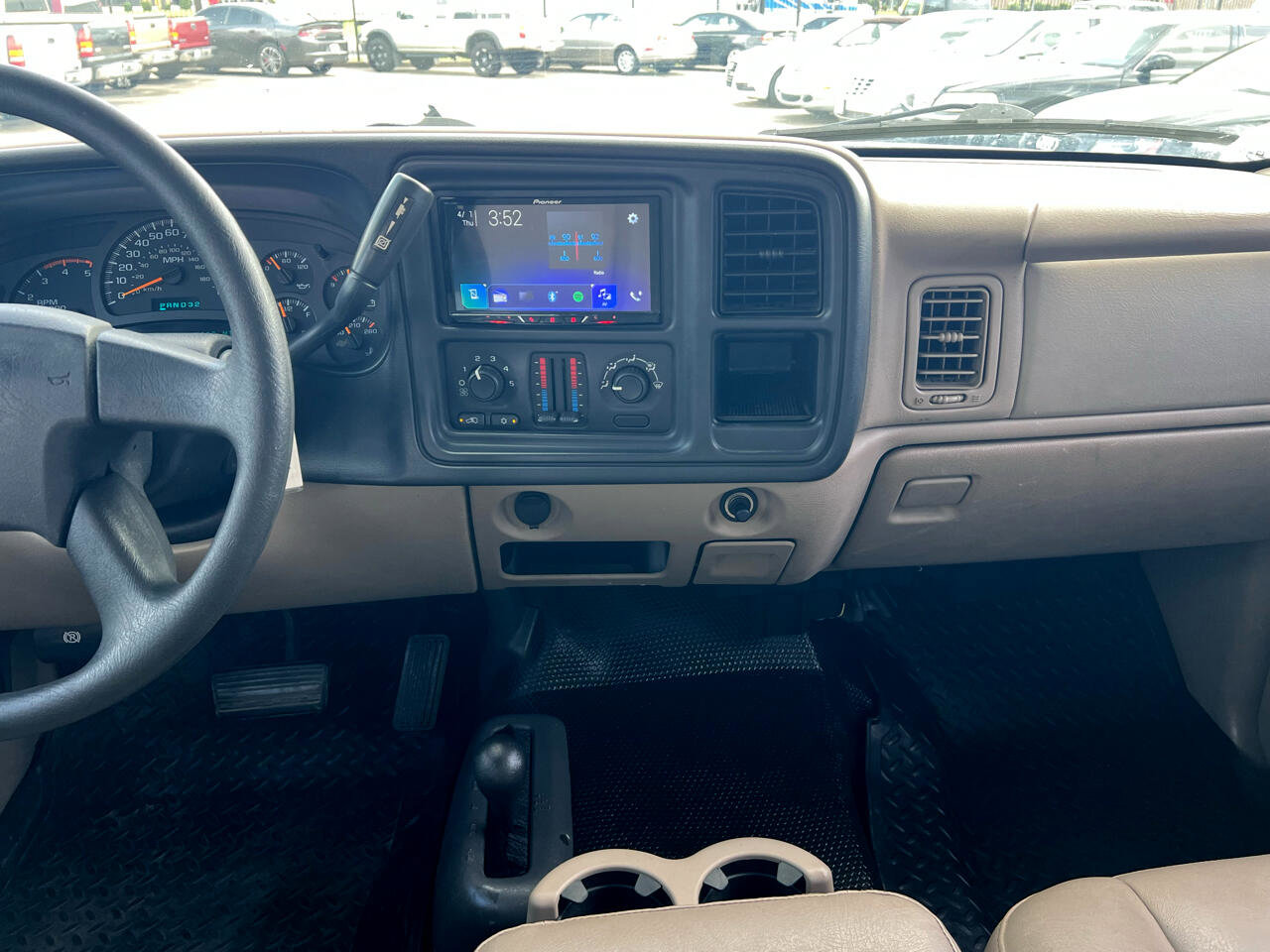 Used 2004 Chevrolet Silverado 2500 W/T image 59