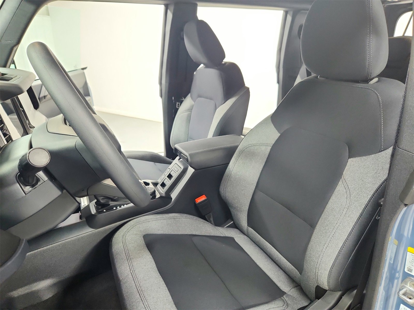 New 2025 Ford Bronco 4-Door image 19