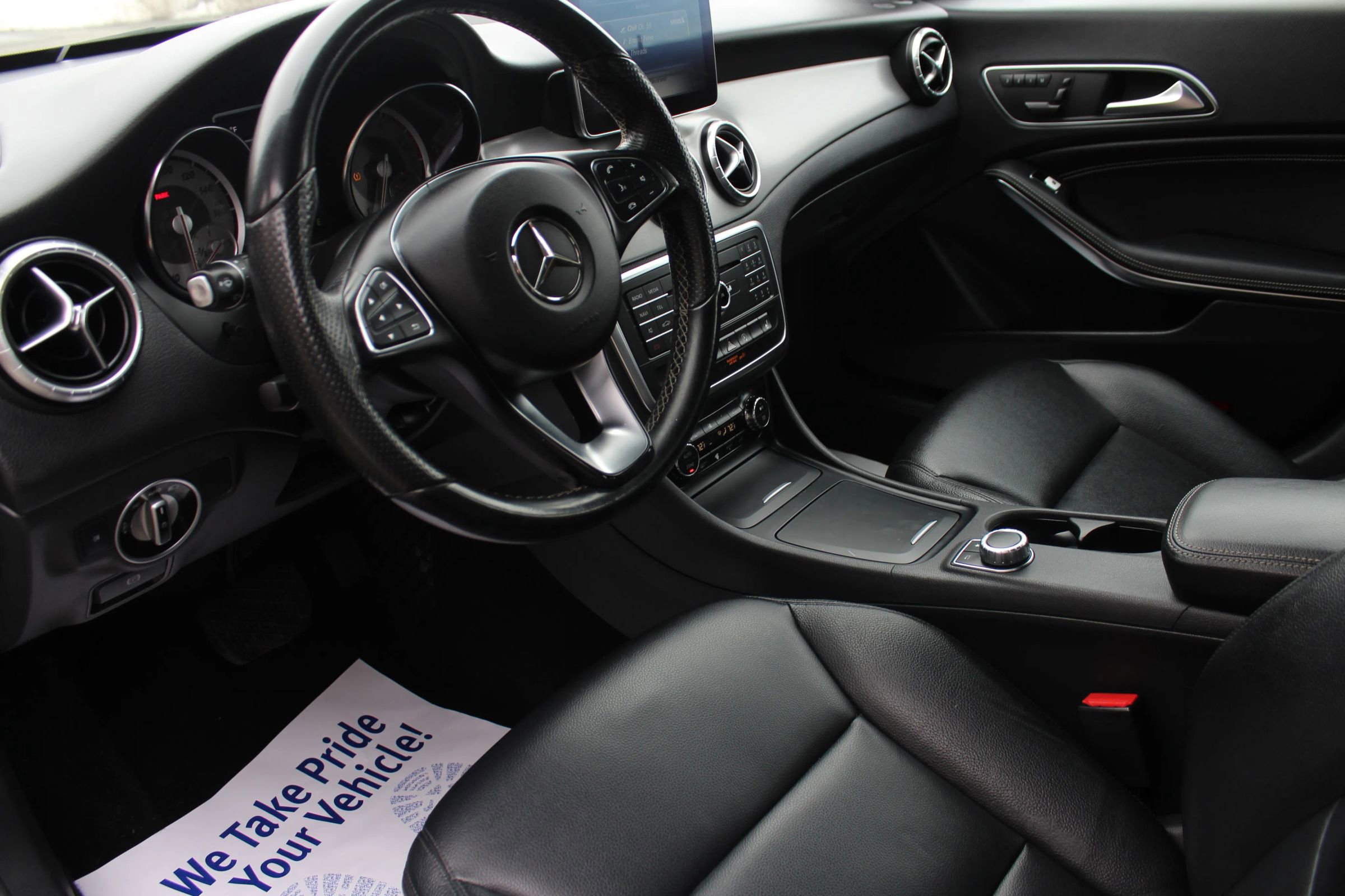 Used 2015 Mercedes-Benz CLA 250 4MATIC image 11