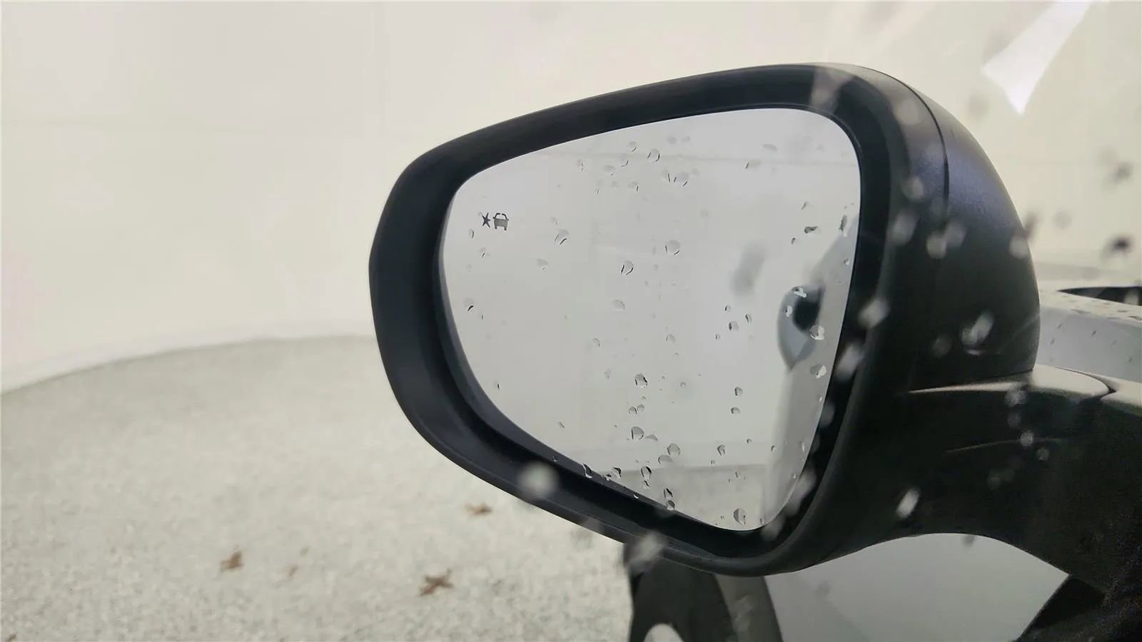 Used 2025 Chevrolet Trax LS w/ Driver Confidence Package FWD image 23