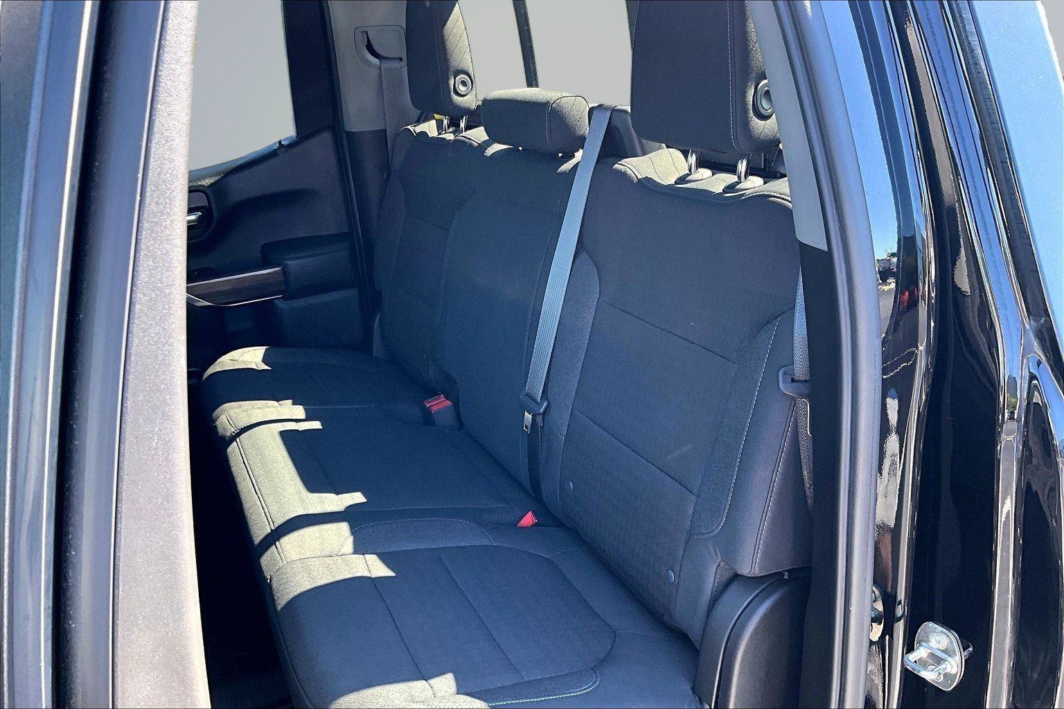 Used 2020 Chevrolet Silverado 1500 RST AWD/4WD image 27