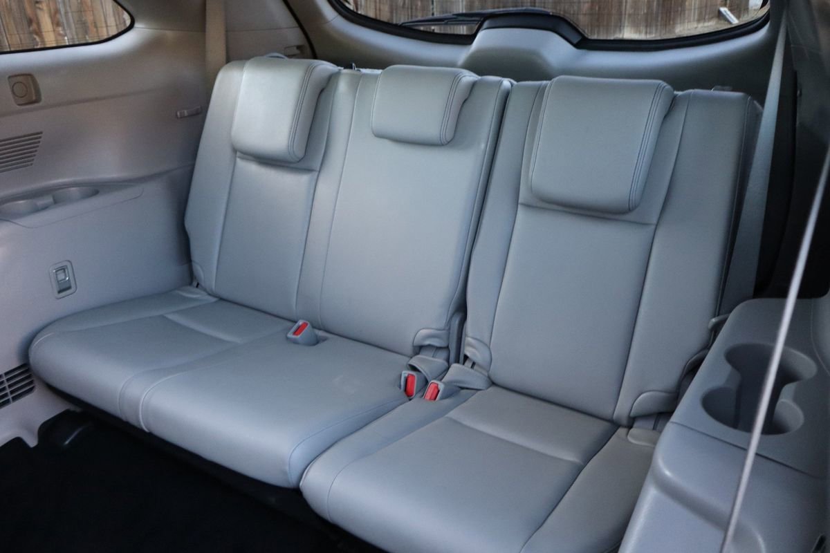 Used 2014 Toyota Highlander XLE image 21