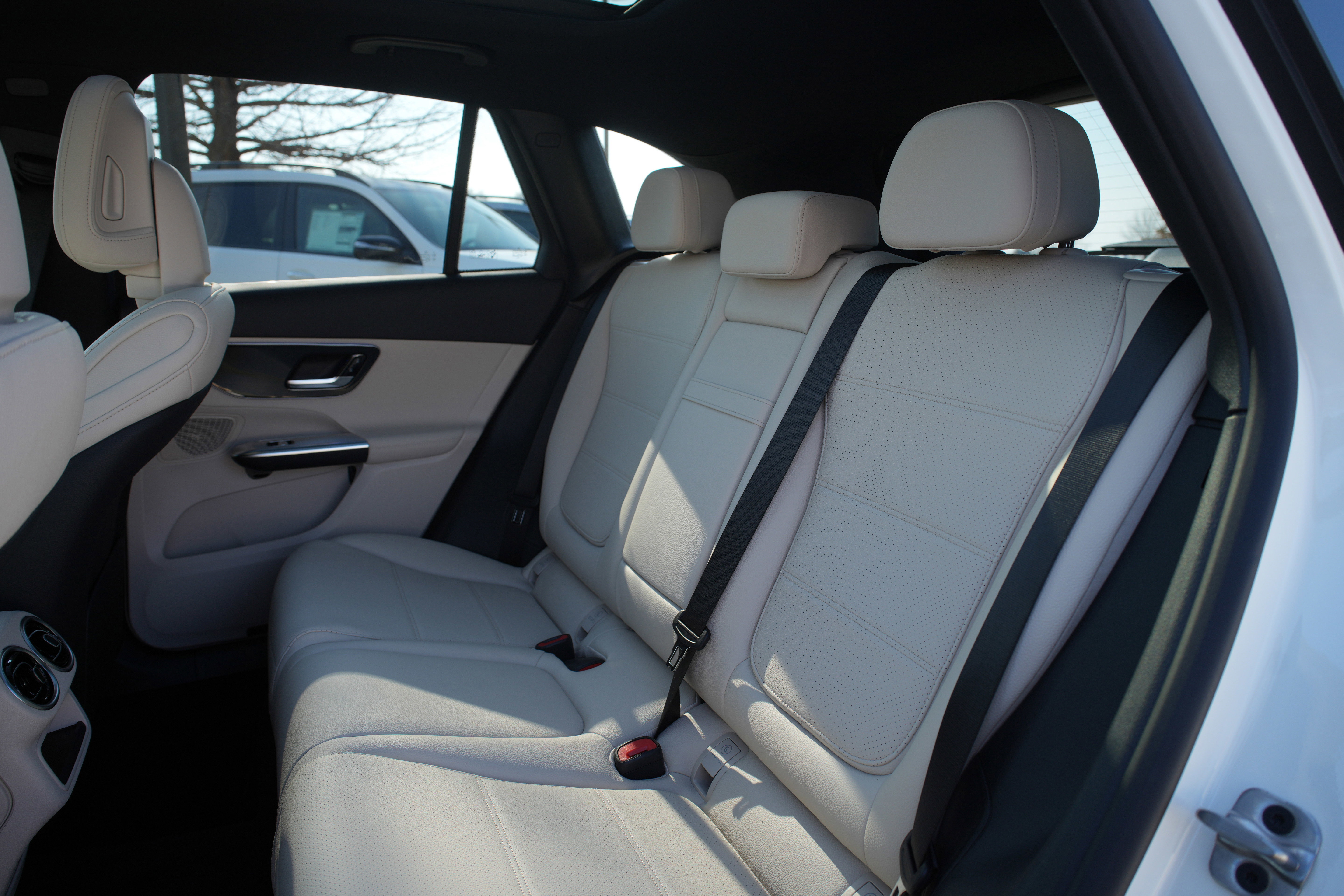New 2026 Mercedes-Benz GLC 300 image 23