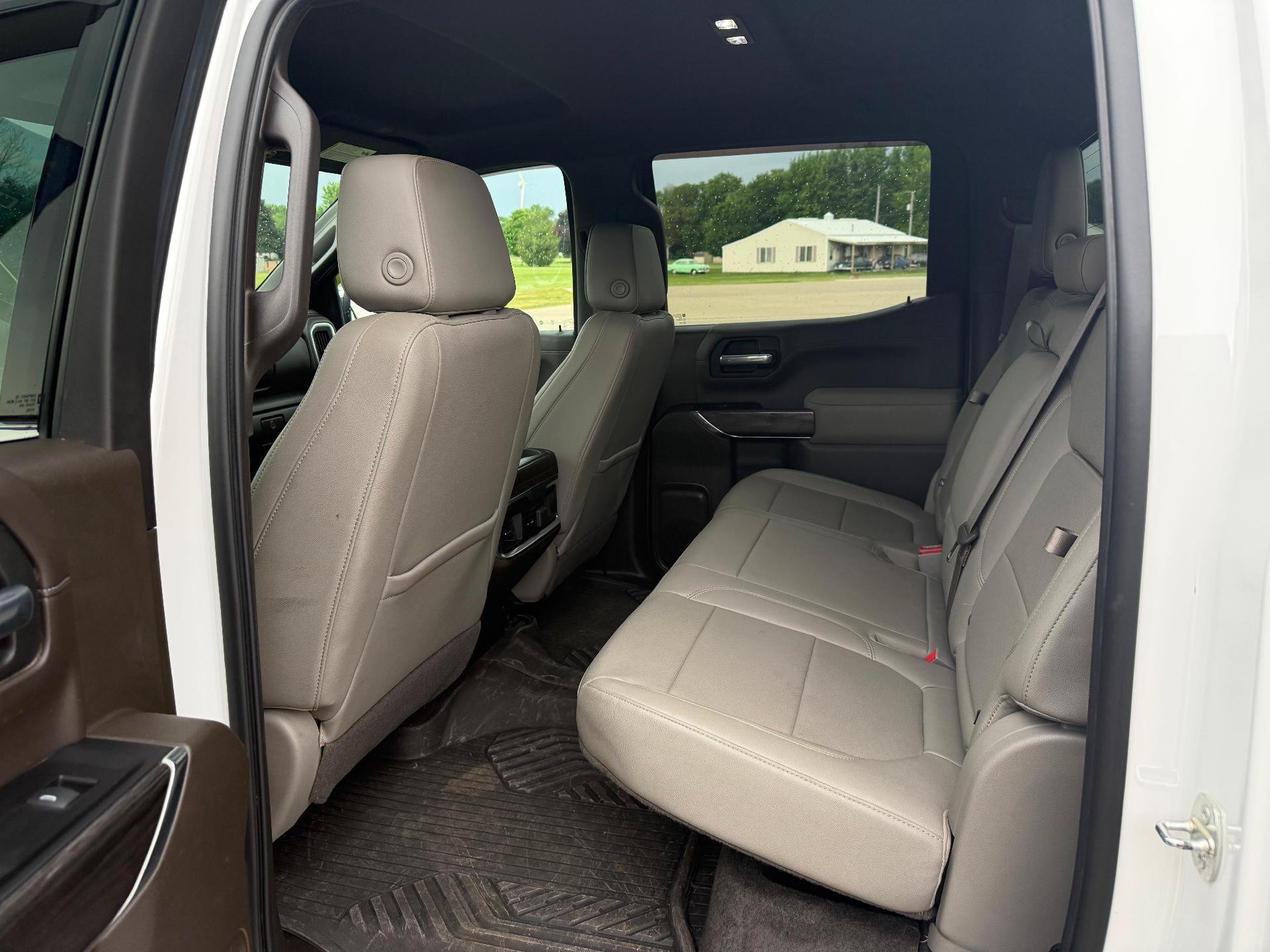 Used 2022 Chevrolet Silverado 1500 LTZ AWD/4WD image 12