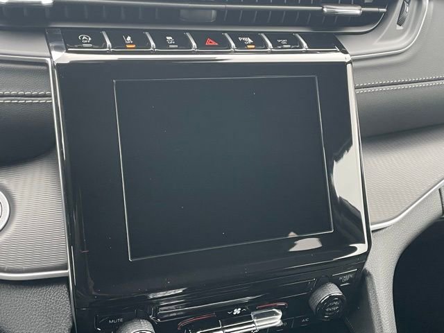 New 2025 Jeep Grand Cherokee L Laredo AWD/4WD image 20