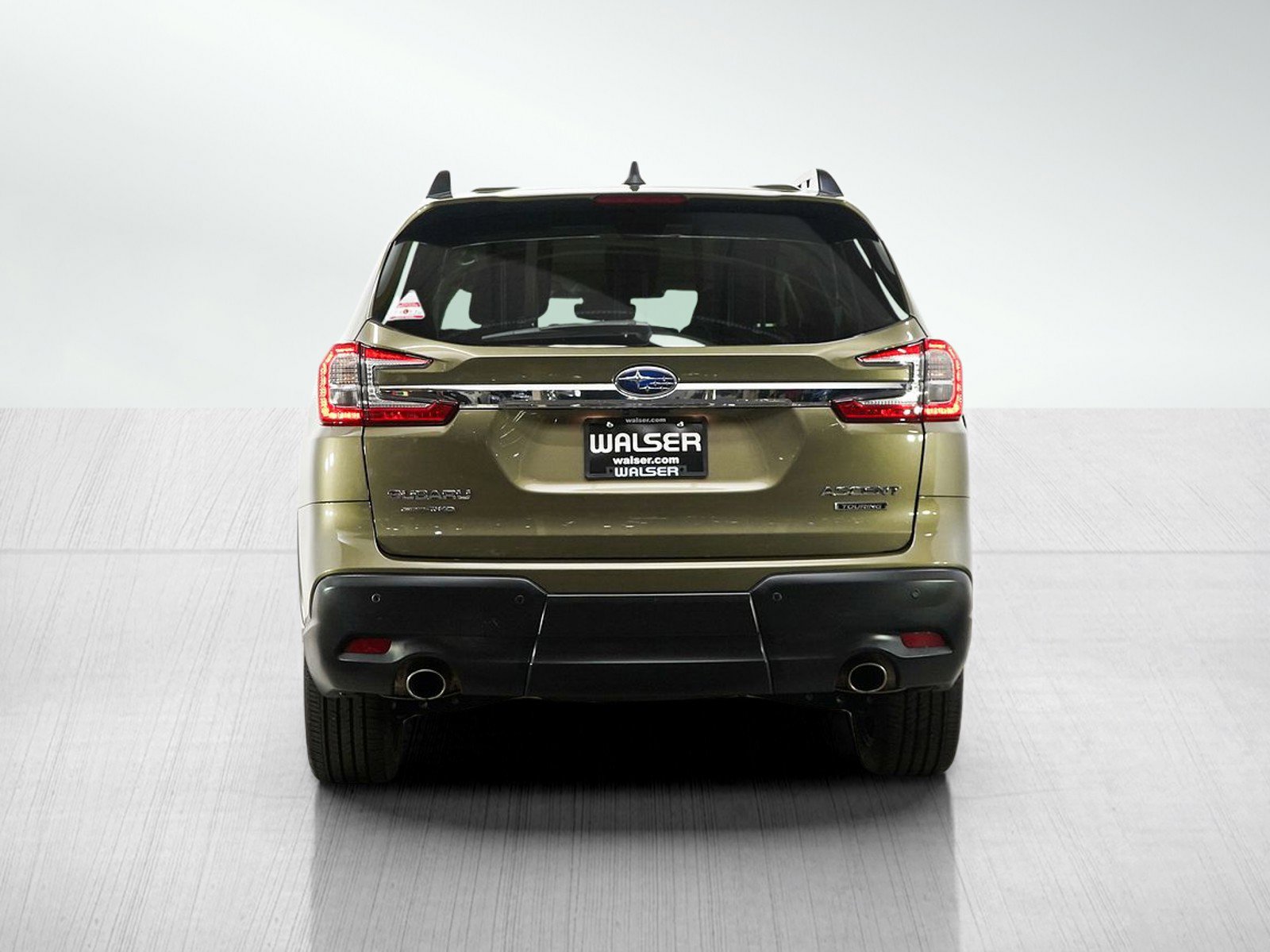 Used 2023 Subaru Ascent Touring AWD/4WD image 4