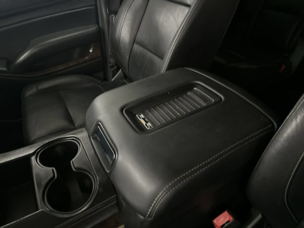 Used 2016 Chevrolet Suburban LT w/ Luxury Package AWD/4WD image 59