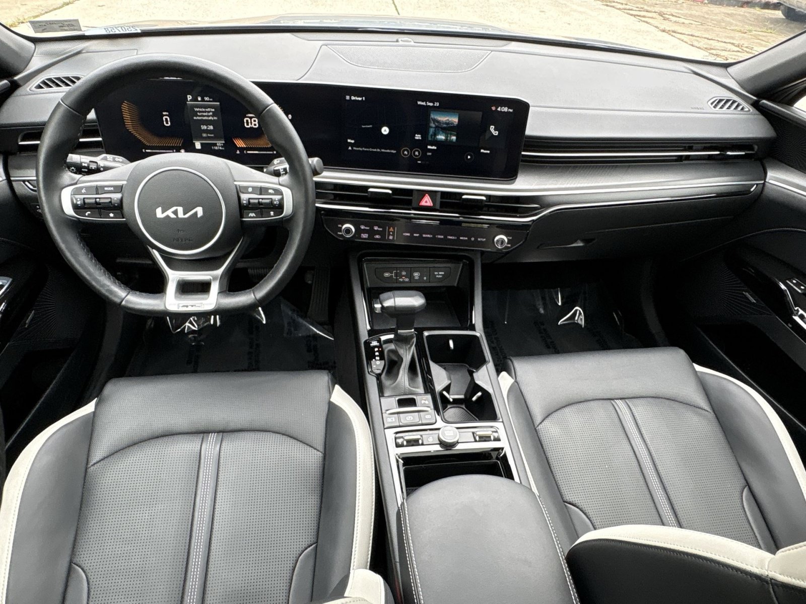 Used 2025 Kia K5 GT-Line w/ GT-Line Premium Package AWD/4WD image 32