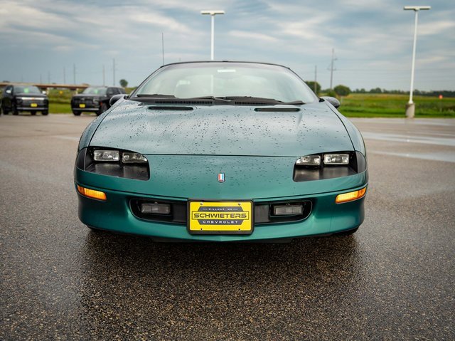 Used 1997 Chevrolet Camaro Z28 w/ Preferred Equipment Group 2 image 2