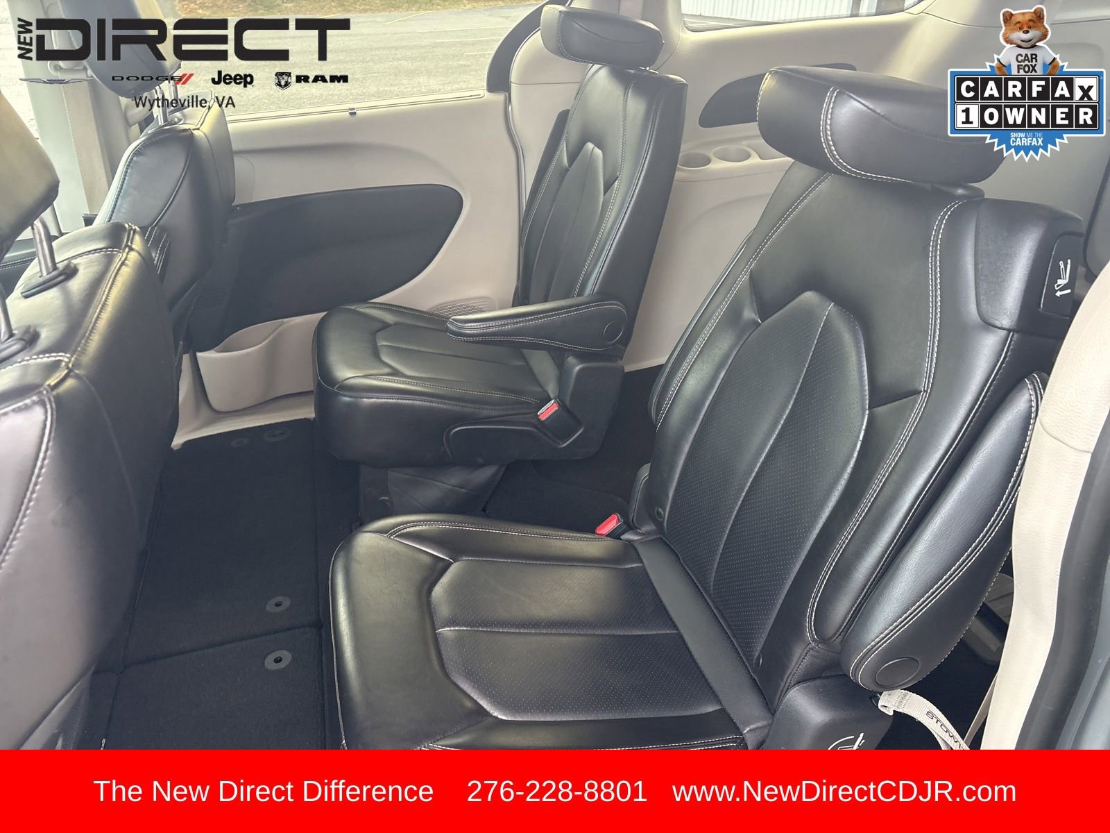 Used 2023 Chrysler Pacifica Touring-L image 18