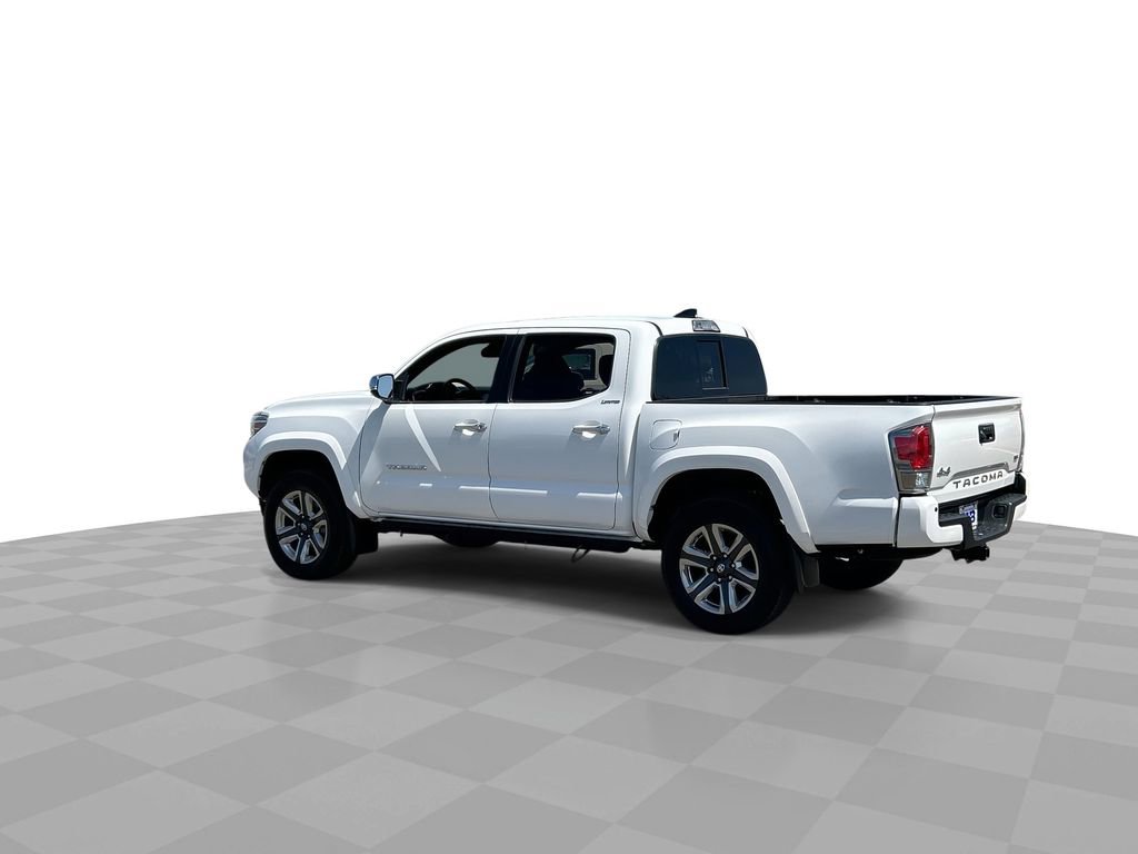 Used 2018 Toyota Tacoma Limited image 6