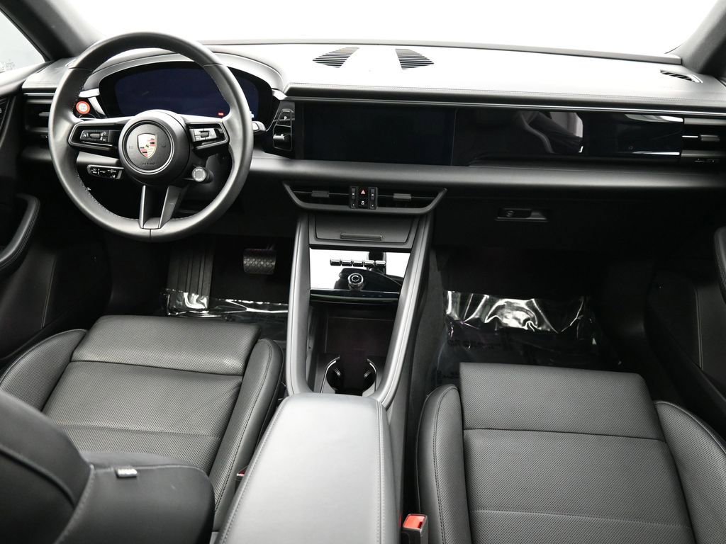 Certified 2024 Porsche Macan 4 Electric image 25