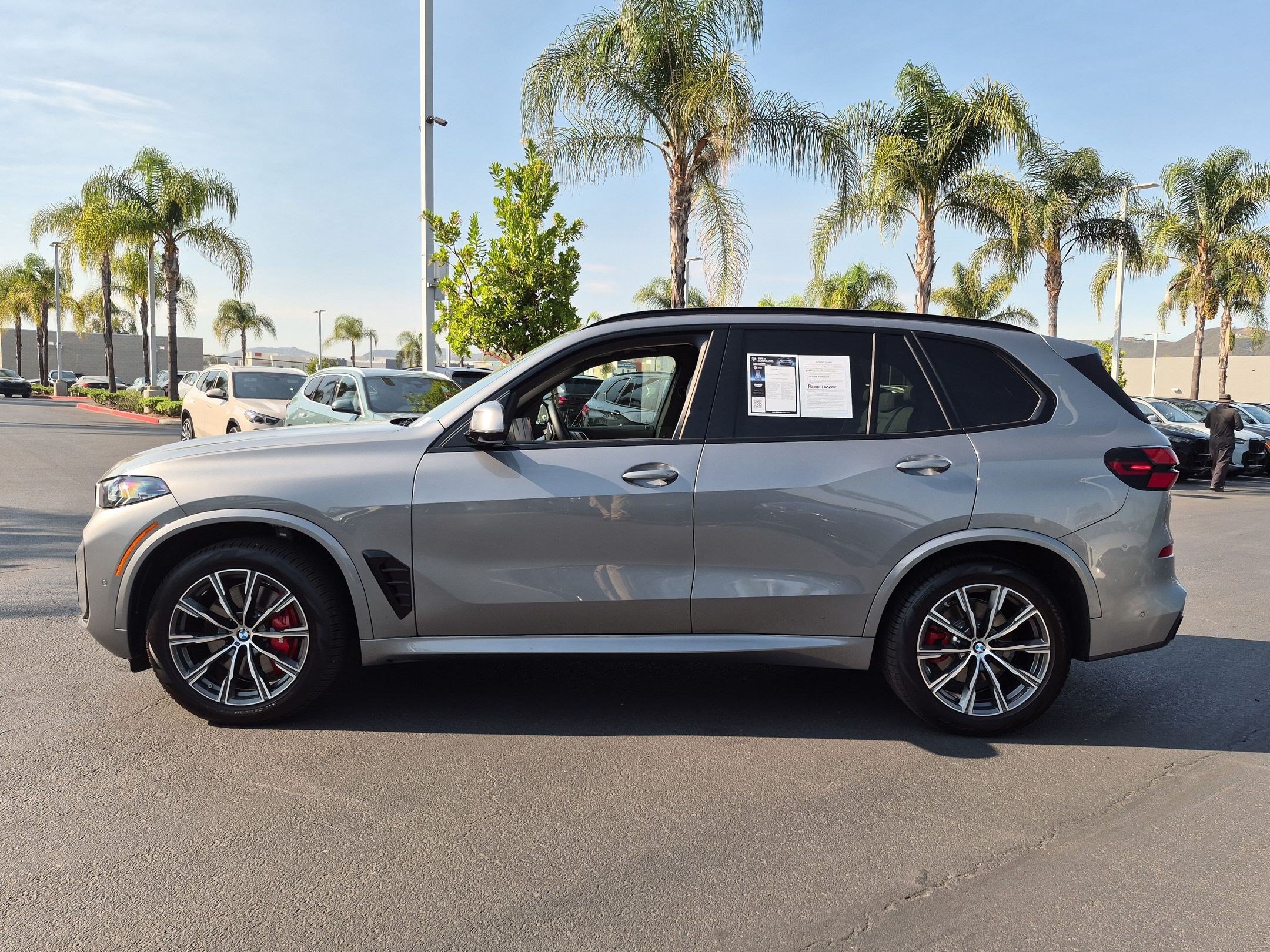 Used 2026 BMW X5 xDrive40i w/ M Sport Package AWD/4WD image 7