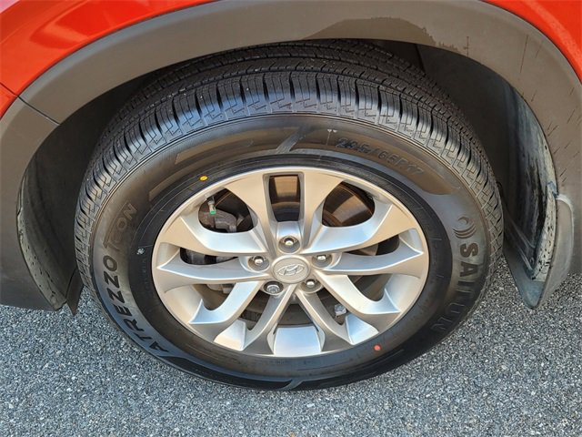 Used 2020 Hyundai Santa Fe SEL w/ Cargo Package image 18