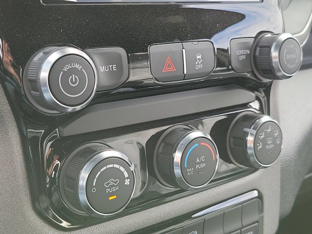 New 2026 RAM 4500 Tradesman AWD/4WD image 16