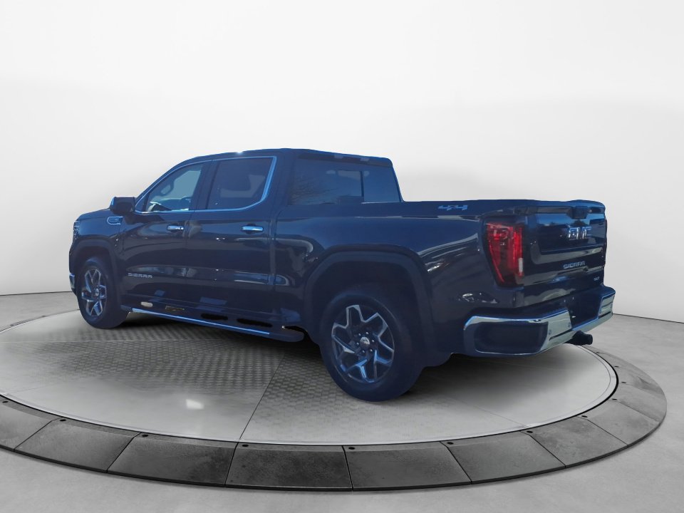 Used 2024 GMC Sierra 1500 SLT w/ SLT Premium Plus Package image 5