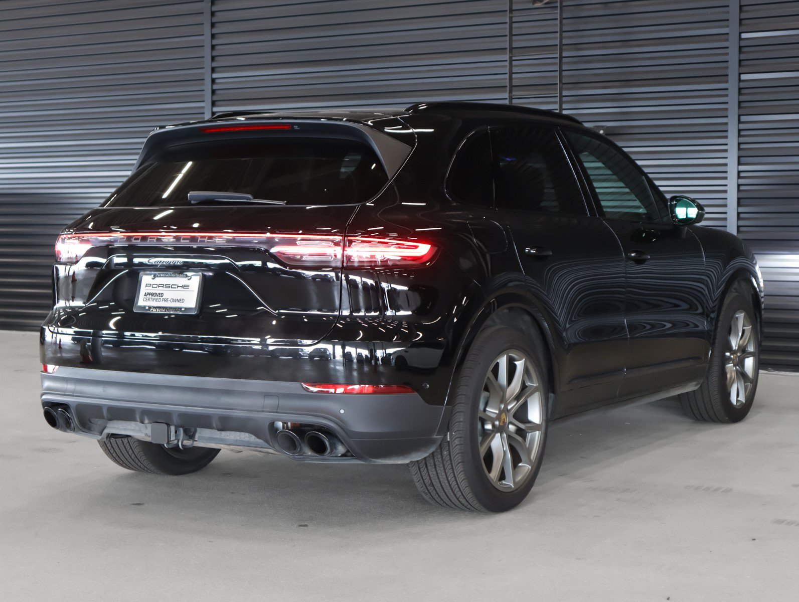 Certified 2023 Porsche Cayenne Platinum Edition AWD/4WD image 10