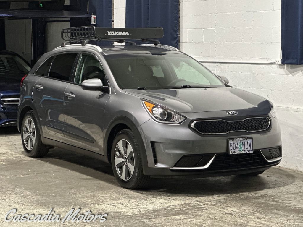 Used 2017 Kia Niro LX FWD image 1