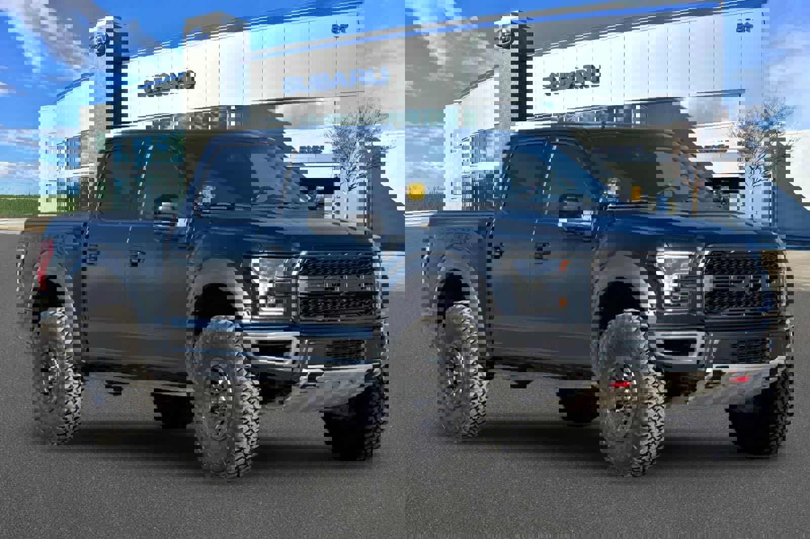 Used 2018 Ford F150 Raptor w/ Equipment Group 802A Luxury image 2