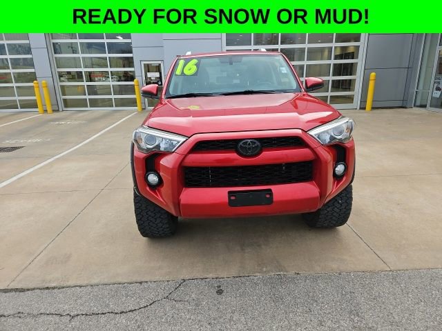 Used 2016 Toyota 4Runner SR5 image 2