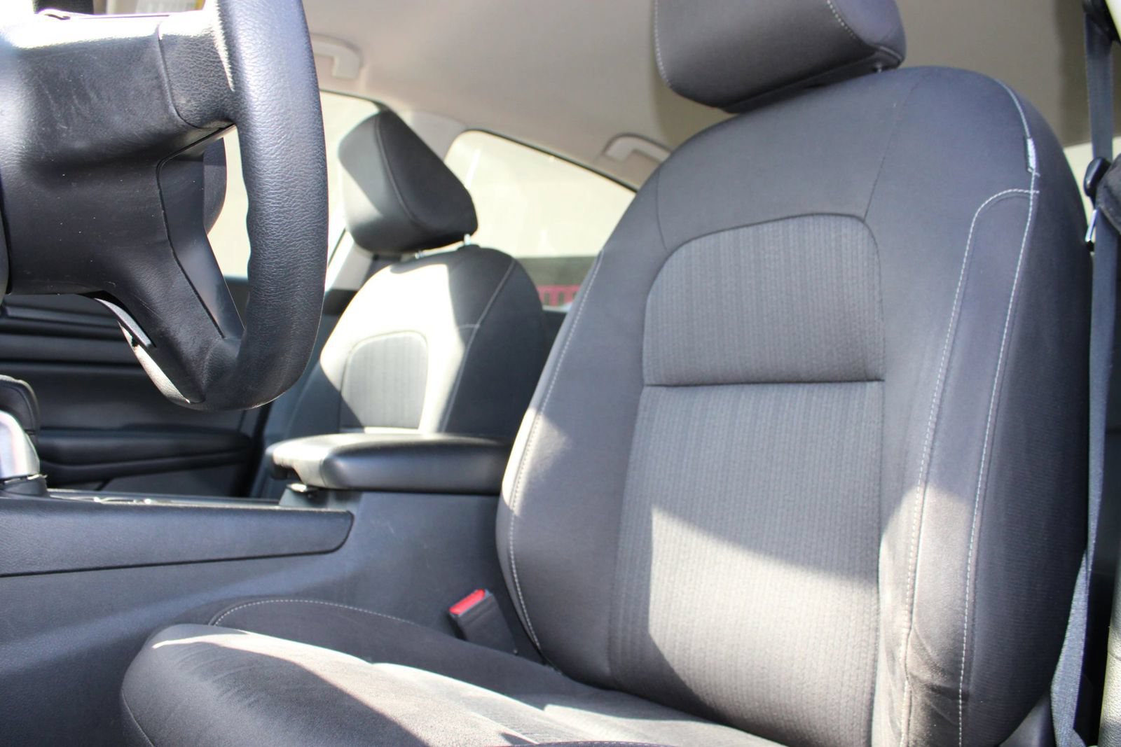 Used 2023 Nissan Altima 2.5 S FWD image 10