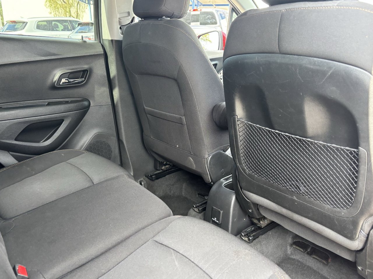 Used 2020 Chevrolet Trax LT FWD image 11