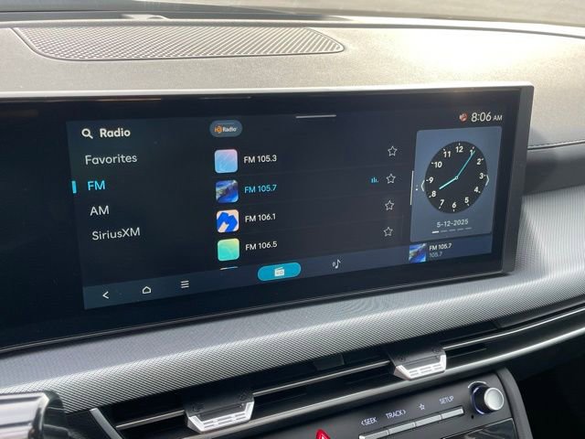 New 2025 Hyundai Sonata SE FWD image 14