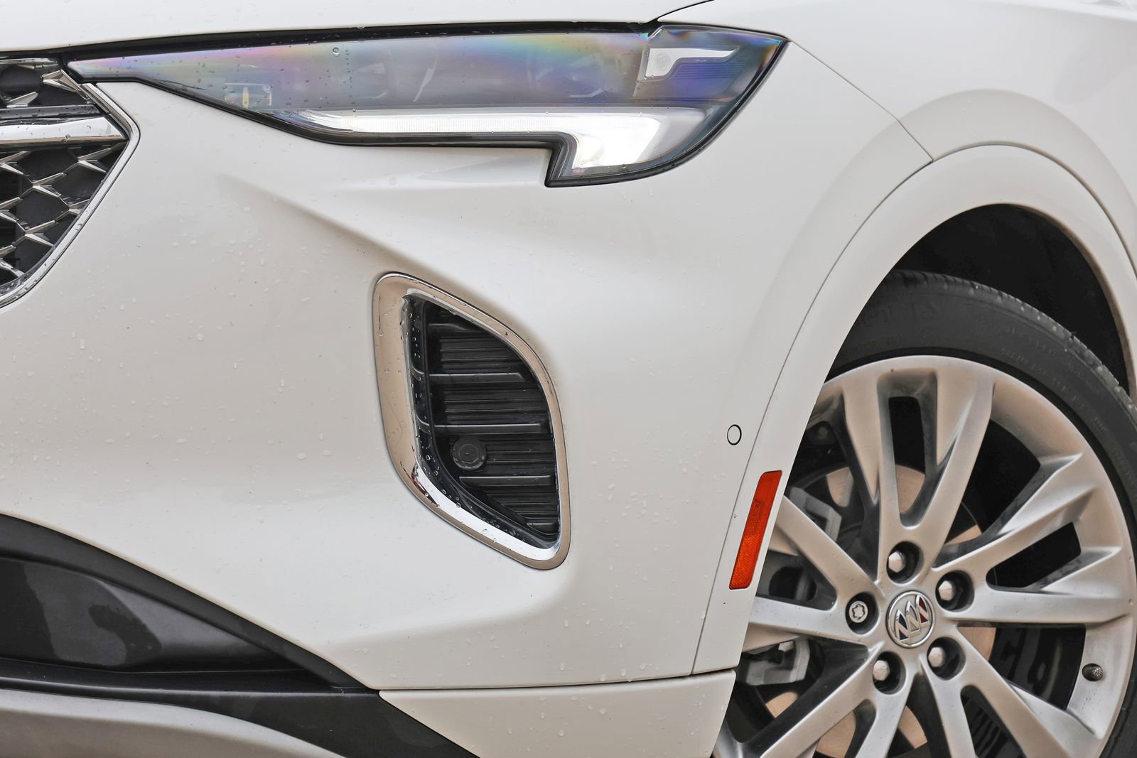 Used 2022 Buick Envision Avenir w/ Technology Package II image 11