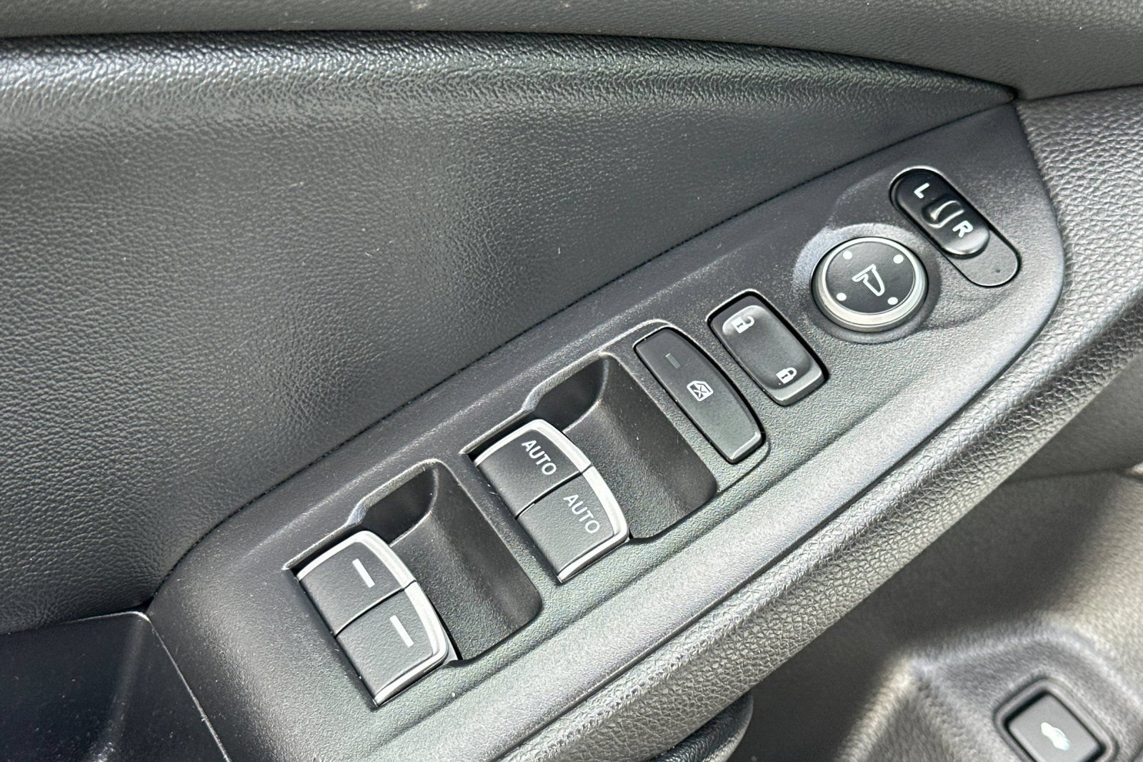 Used 2021 Honda Accord Sport Special Edition image 11