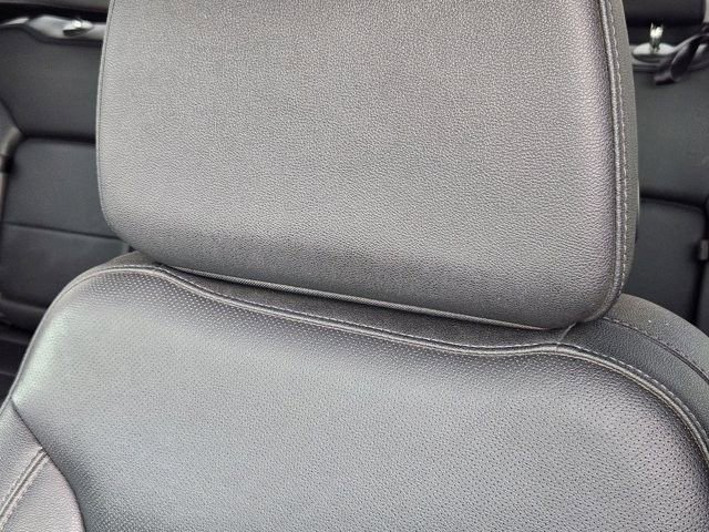 Used 2025 GMC Sierra 1500 SLT AWD/4WD image 24