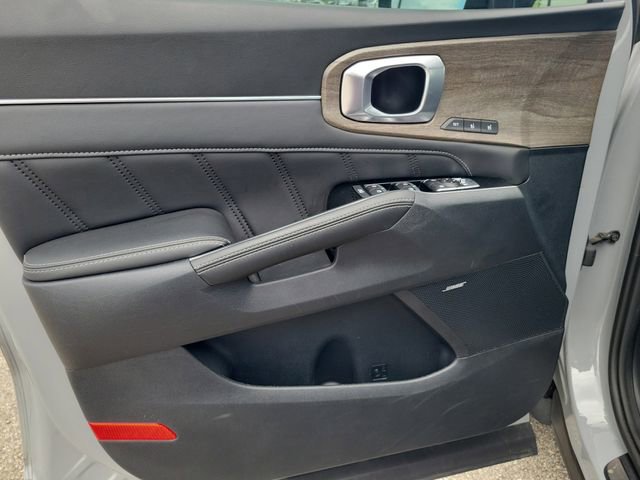 Used 2023 Kia Sorento SX Prestige image 23