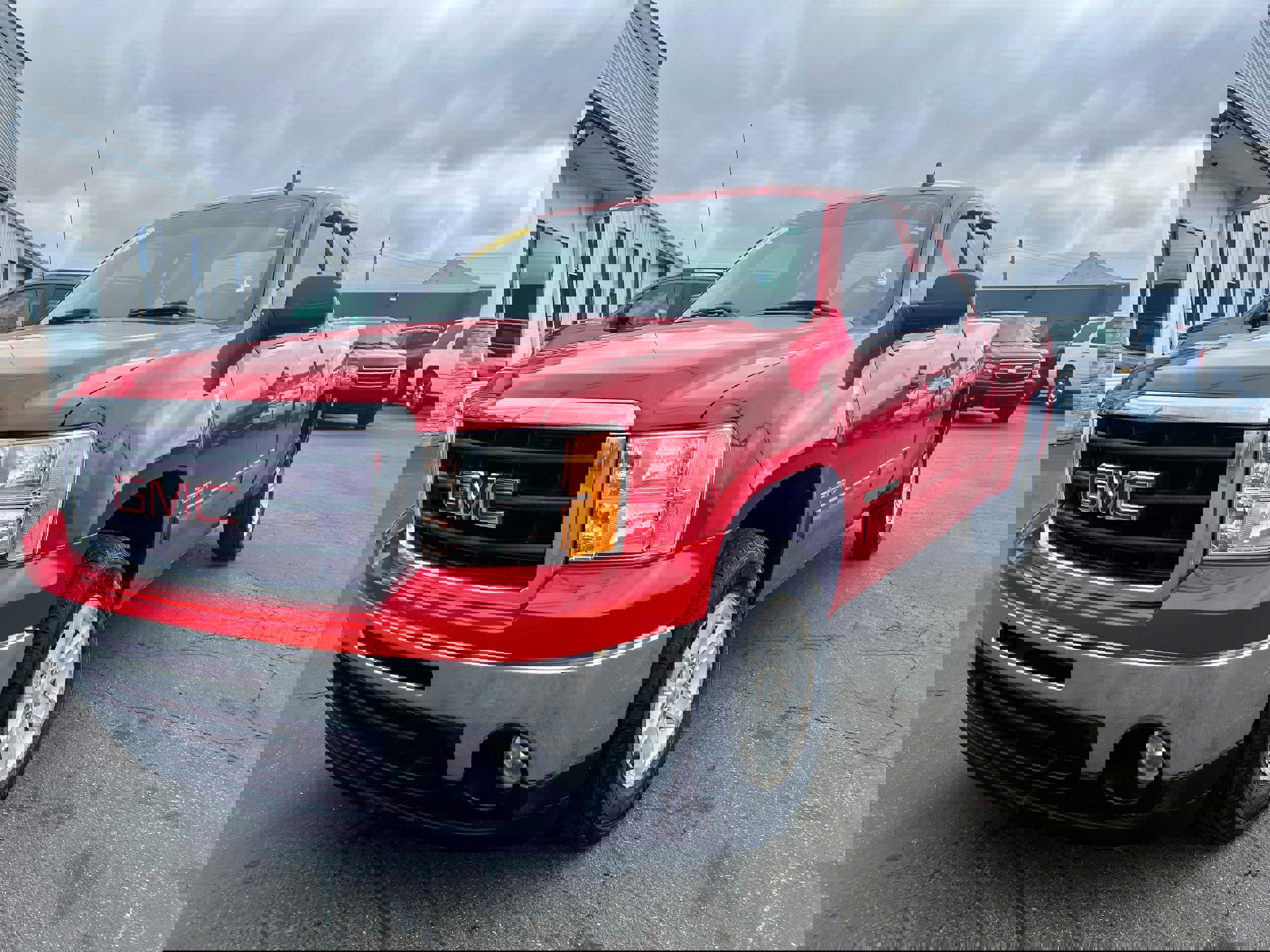 Used 2011 GMC Sierra 1500 SLE w/ Power Tech Package image 1