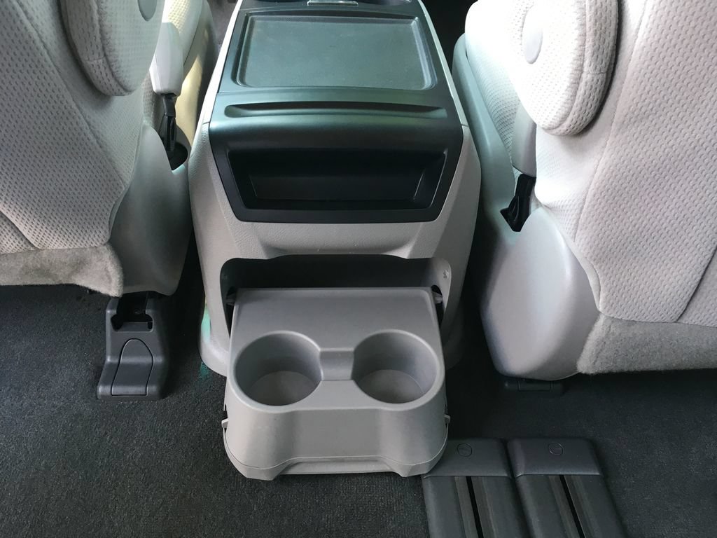 Used 2017 Toyota Sienna LE FWD image 25