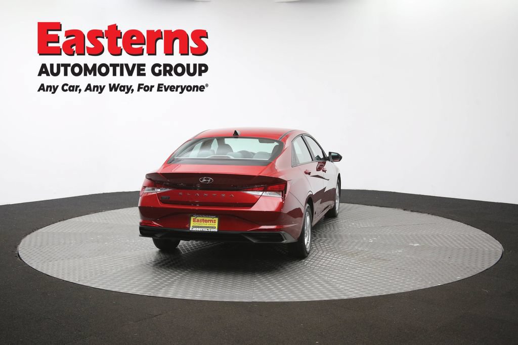 Used 2023 Hyundai Elantra SE FWD image 38