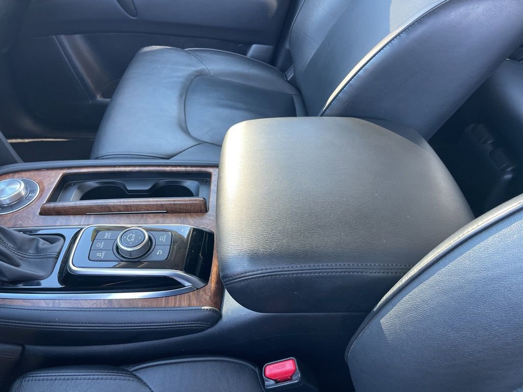 Used 2024 Nissan Armada SL image 15