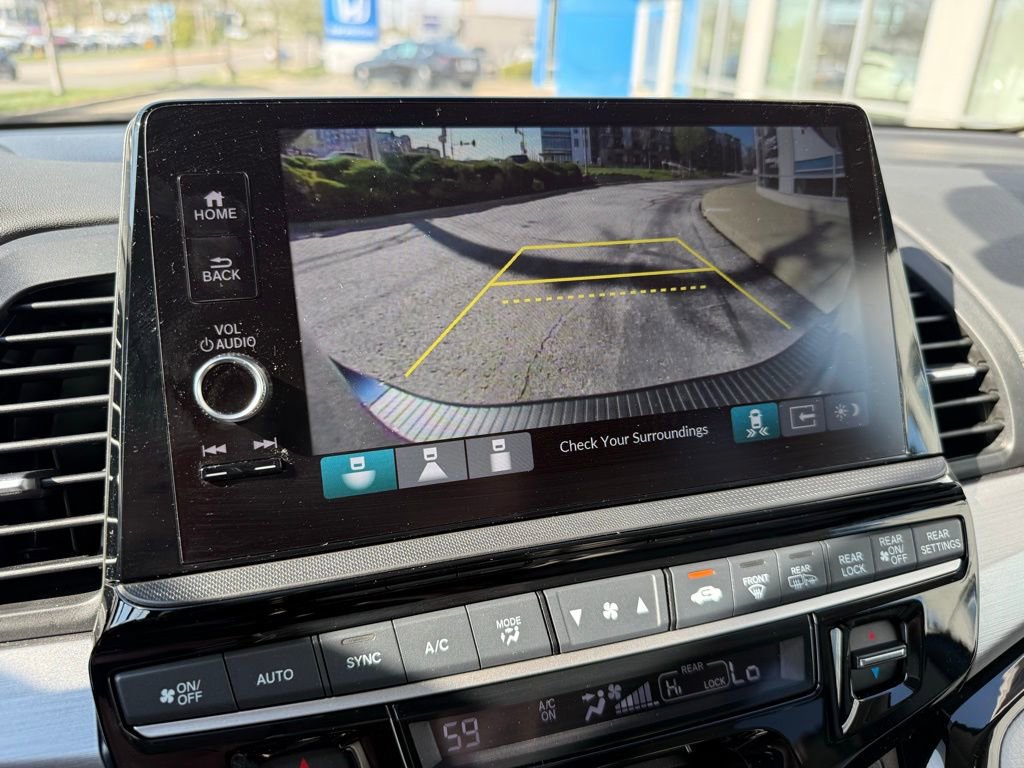 Used 2026 Honda Odyssey Touring image 6