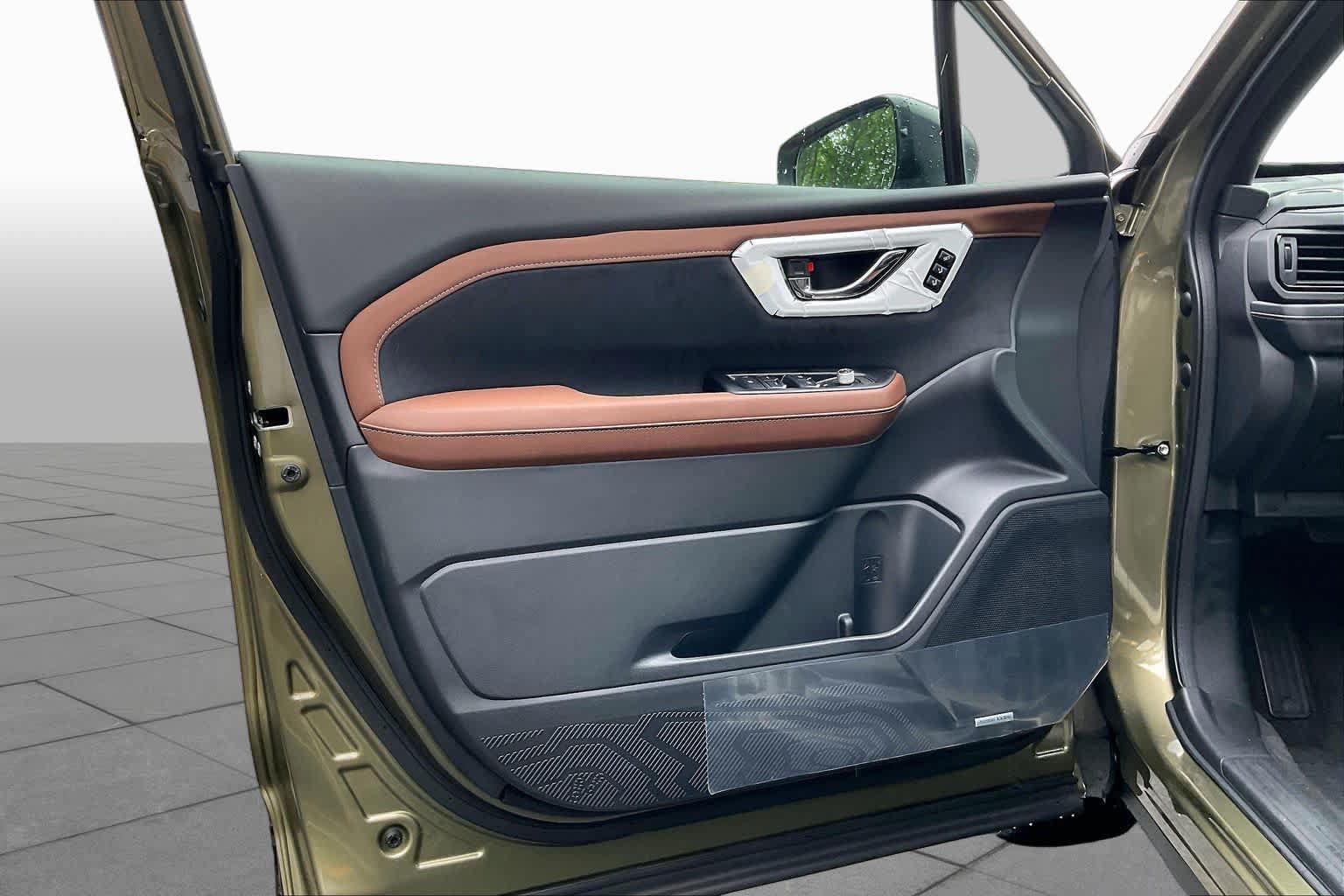 New 2026 Subaru Forester Touring AWD/4WD image 10
