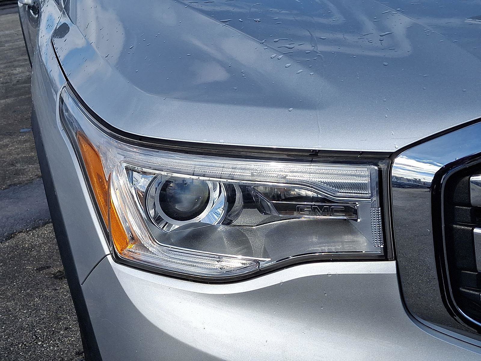 Used 2019 GMC Acadia SLT image 9