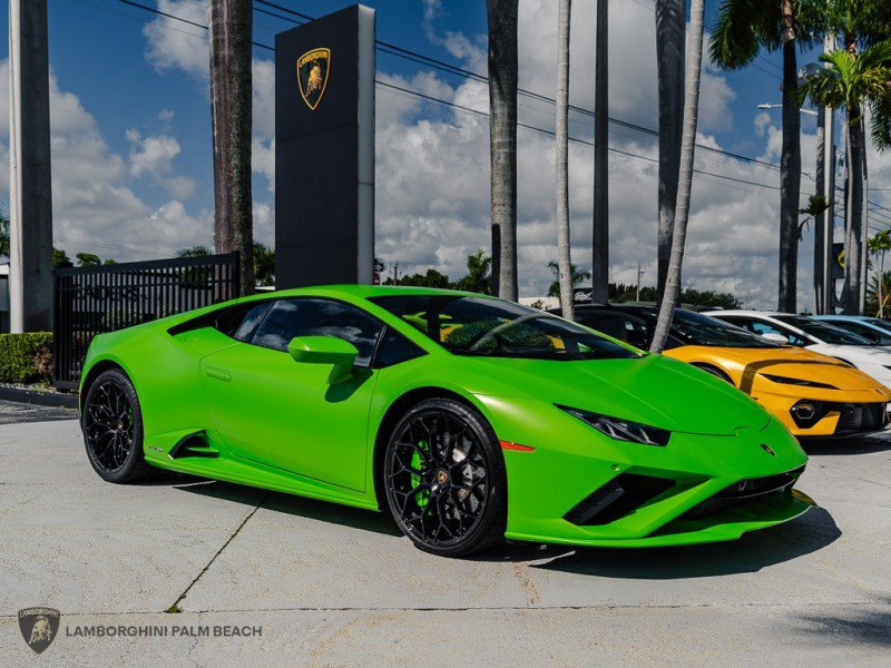 Used 2022 Lamborghini Huracan EVO RWD image 8