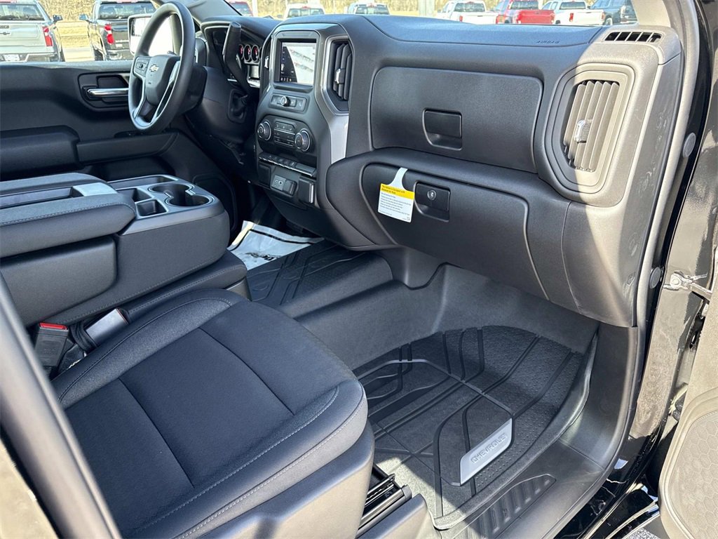 New 2026 Chevrolet Silverado 1500 Custom image 25