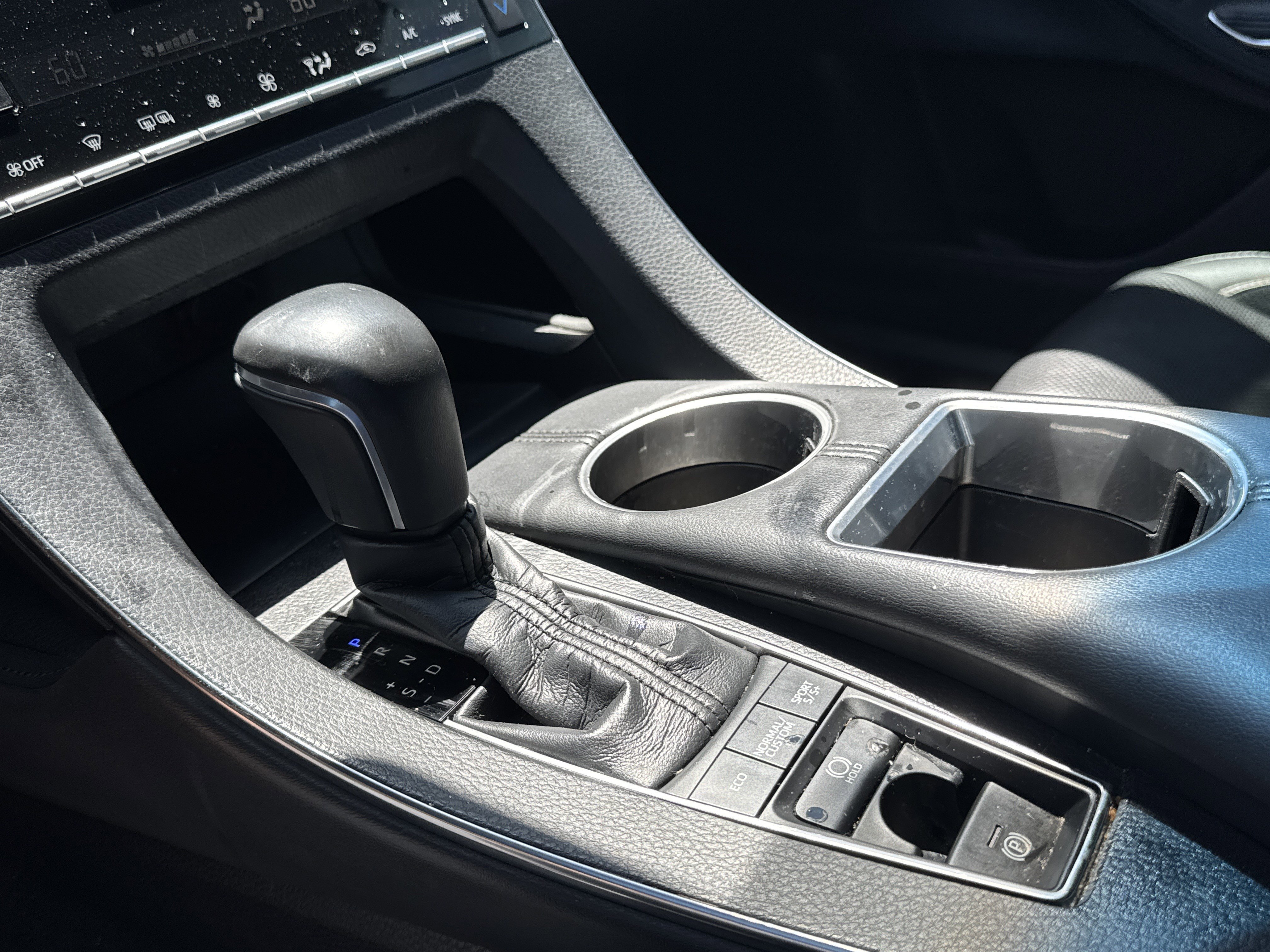Used 2019 Toyota Avalon Touring FWD image 22