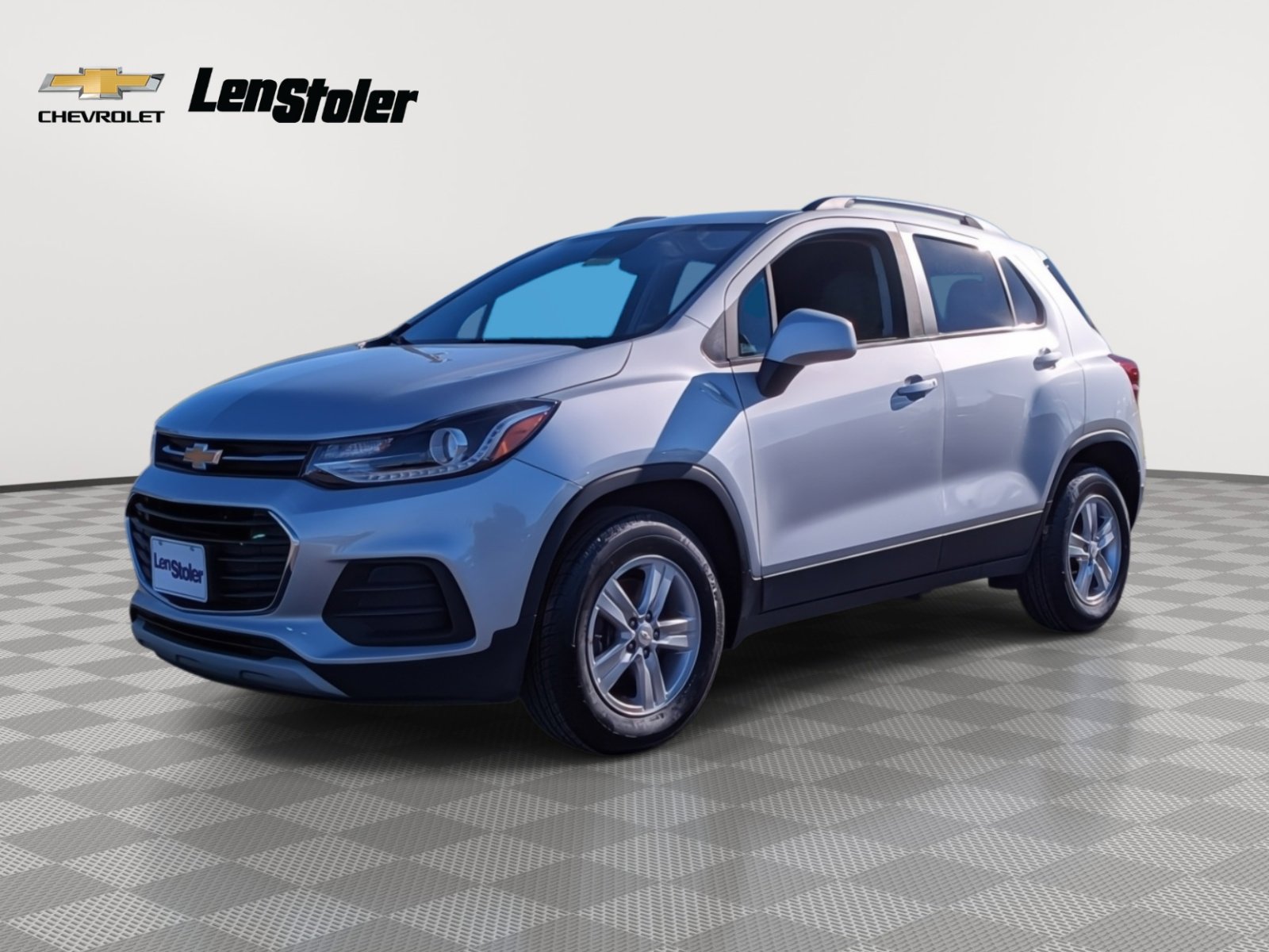 Used 2022 Chevrolet Trax LT w/ LT Convenience Package image 2
