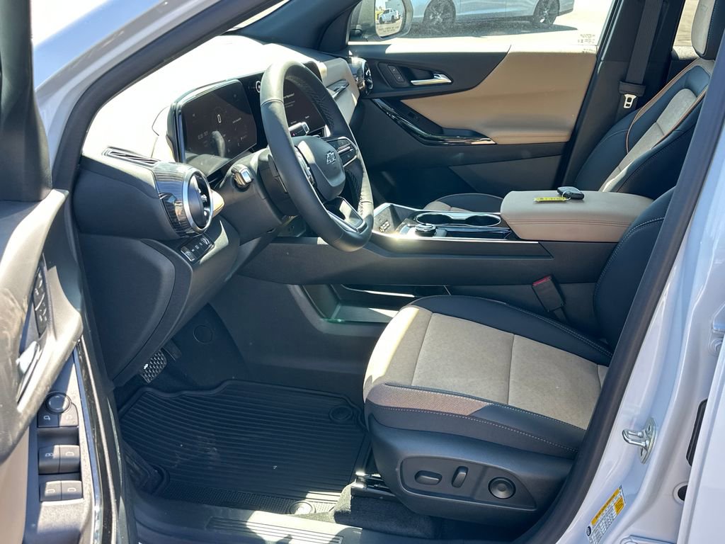 New 2026 Chevrolet Equinox ACTIV w/ Convenience Package III AWD/4WD image 11