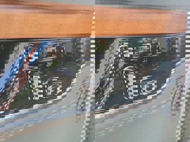 Used 2024 Jeep Grand Wagoneer L Series III w/ Rear Seat Video Group 1 image 22