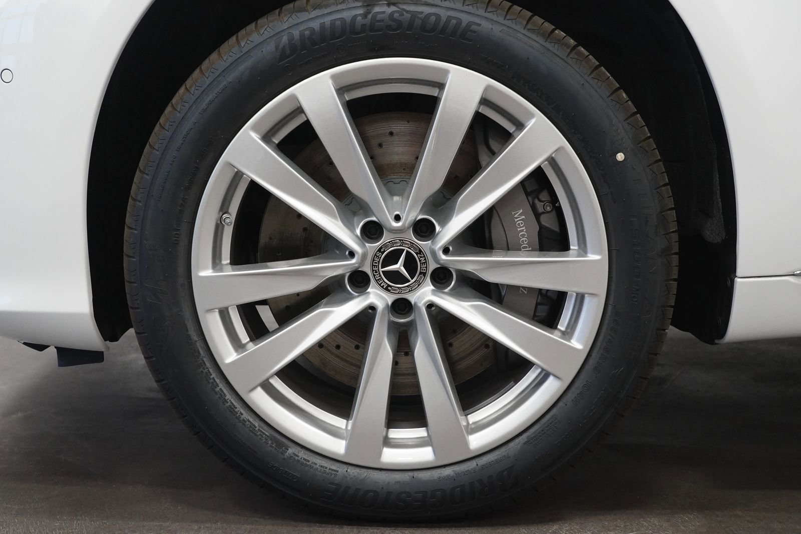 New 2026 Mercedes-Benz S 580 4MATIC Sedan image 13