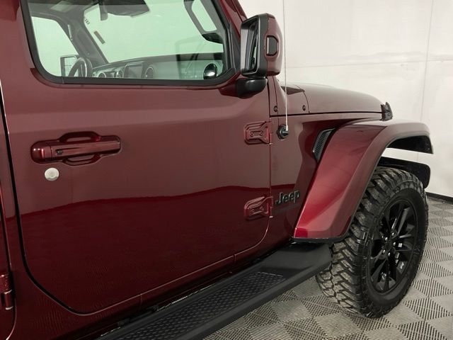 Used 2021 Jeep Gladiator Overland image 7